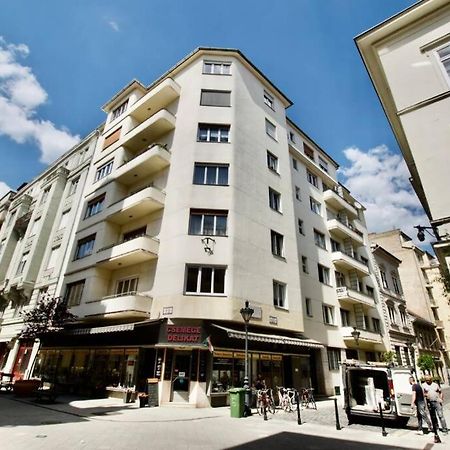 Premium Apartment By Hi5-Vaci Str. 3 Bedroom Budapest Eksteriør bilde